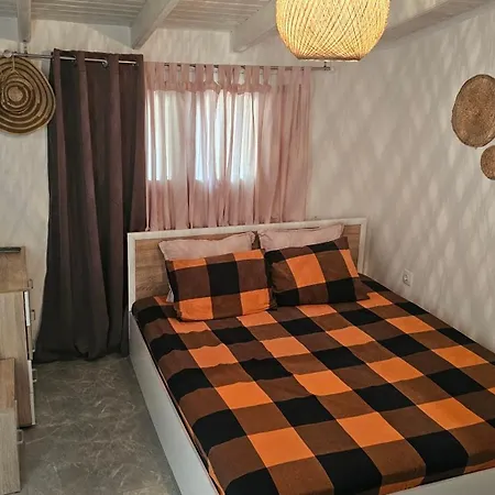 House In Garden Дом отдыха *