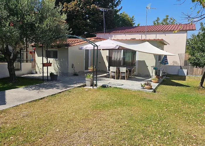 House In Garden 度假居